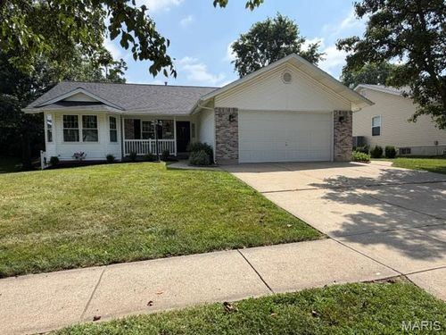 436 White Chapel Dr, O Fallon, MO, 63368-8024 | Card Image