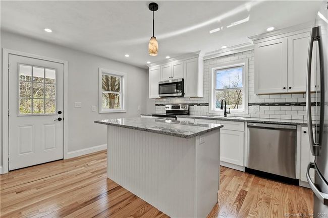 25 Watson Rd, House other with 3 bedrooms, 2 bathrooms and 5 parking in Quinebaug CT | Image 5