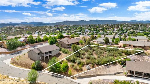 353 Trailwood Dr, Prescott, AZ, 86301-8636 | Card Image