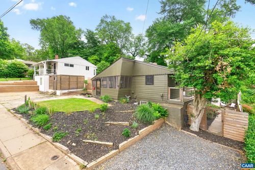 b-1408 Baker St, Charlottesville, VA, 22903 | Card Image