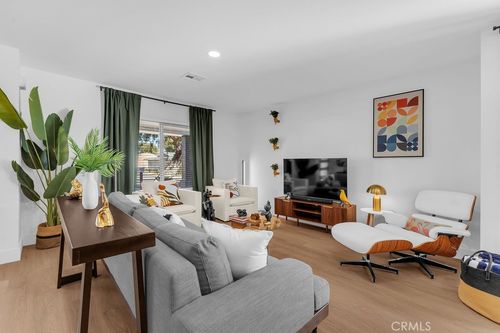 481 W Sunview Ave, Palm Springs, CA, 92262-1461 | Card Image