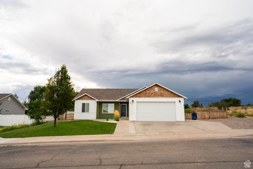 937 N 240 W, Blanding, UT, 84511 | Card Image