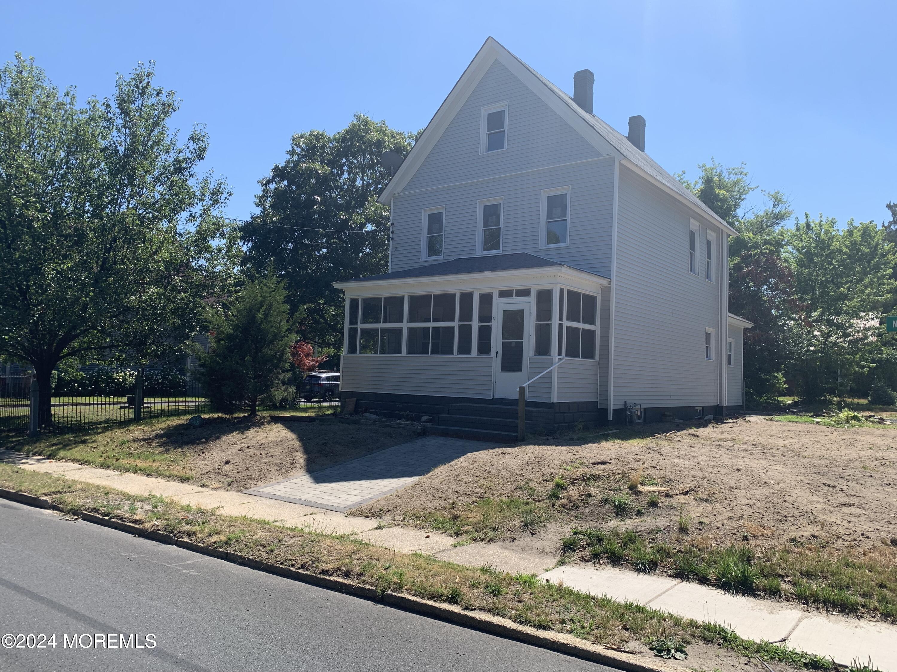 Green St, Tuckerton, NJ 08087