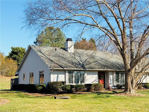 4420 Cove Cay Ln, Greensboro, NC, 27410-7913 | Card Image