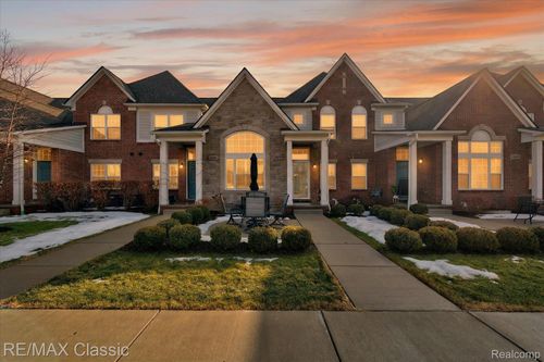 45678 Aragon Ln, Canton, MI, 48187-6639 | Card Image