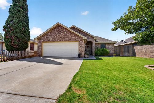 915 N Weatherford St, Midland, TX, 79701-3577 | Card Image