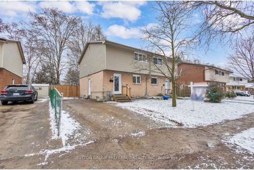 41 Mohegan Cres, London, ON, N5V2X7 | Card Image