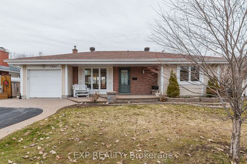 1381 Pebble Rd, Ottawa, ON, K1V7R7 | Card Image