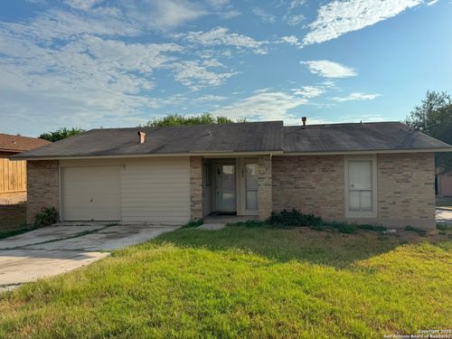 104 Meadow Hl, Converse, TX, 78109-2510 | Card Image