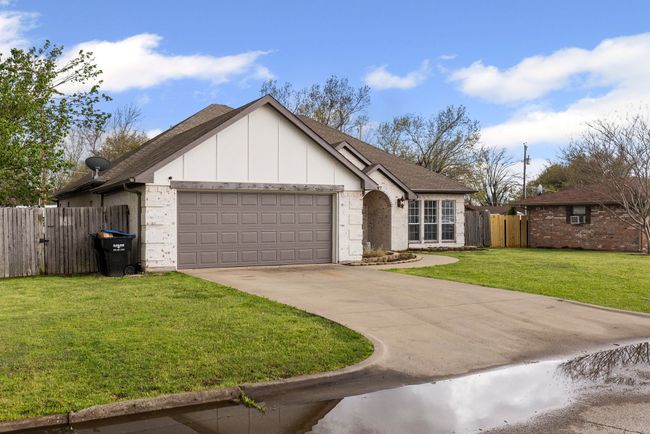 2510 Christi Ln, House other with 3 bedrooms, 2 bathrooms and null parking in Caddo Mills TX | Image 4
