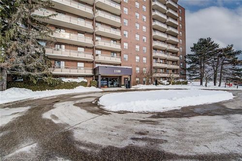 208-1100 Courtland Ave E, Kitchener, ON, N2C2H9 | Card Image