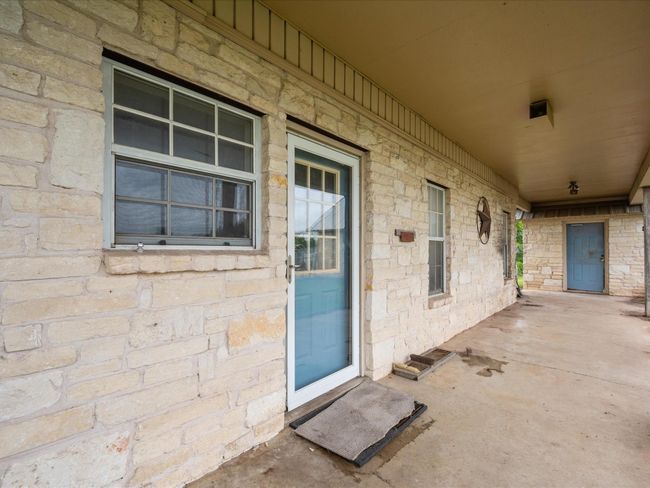 17645 Highway 6, Home with 3 bedrooms, 3 bathrooms and 2 parking in Navasota TX | Image 14