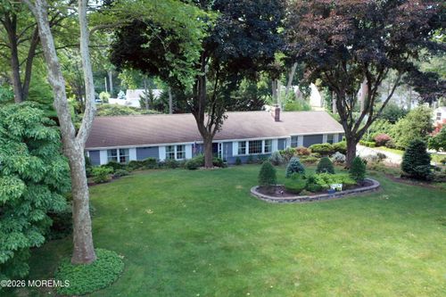 121 Townsend Dr, Middletown, NJ, 07748-3128 | Card Image