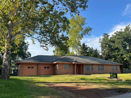 106 Jane Dr, Columbus, TX, 78934-2706 | Card Image