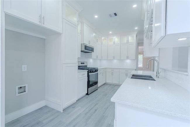 5807 Cypress Mound Ct, House other with 5 bedrooms, 5 bathrooms and 2 parking in Spring TX | Image 17