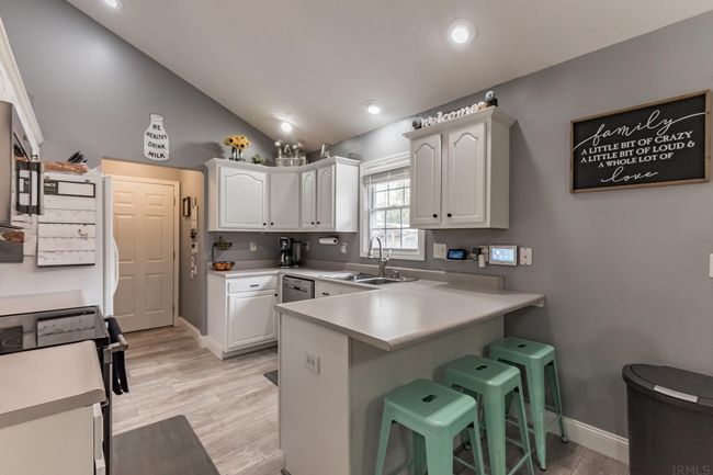 10532 Toledo Ave, House other with 3 bedrooms, 2 bathrooms and null parking in Osceola IN | Image 8