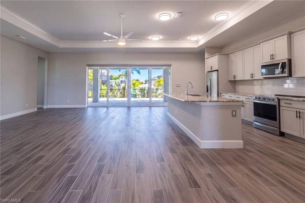 Residential in CAPE CORAL 4