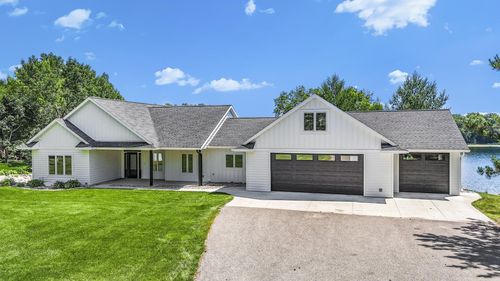 3007 W Lake Jessie Dr Se, Alexandria, MN, 56308-8193 | Card Image