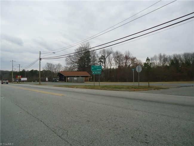 Viewing NE from the intersection of NC Hwy 109 and Cox Ave. | Image 6