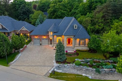 32 Ainley Trail, Glen Williams, ON, L7G0E6 | Card Image