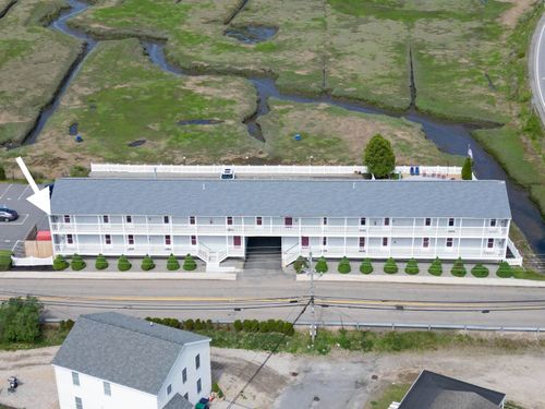 56-20 Brown Ave, Hampton, NH, 03842-2655 | Card Image
