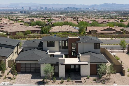 77 Tiller Point St, Las Vegas, NV, 89138-6611 | Card Image