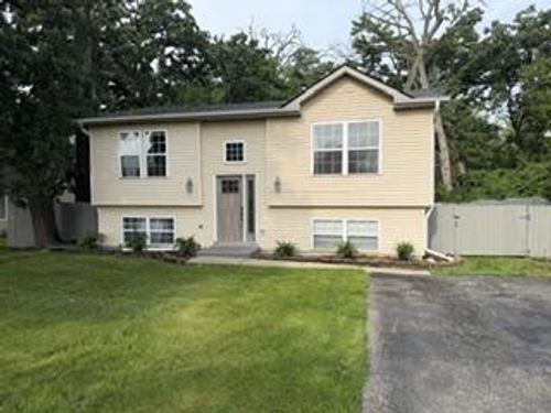 11136 268th Avenue, SALEM LAKES, WI, 53179 | Card Image