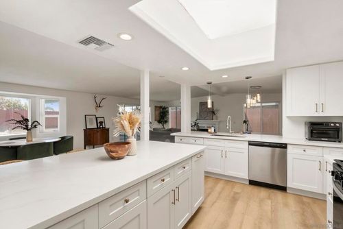 1005 Oneonta Ave, Imperial Beach, CA, 91932-3530 | Card Image