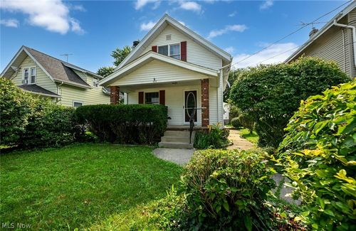 553 Princeton Ave, Barberton, OH, 44203-1710 | Card Image