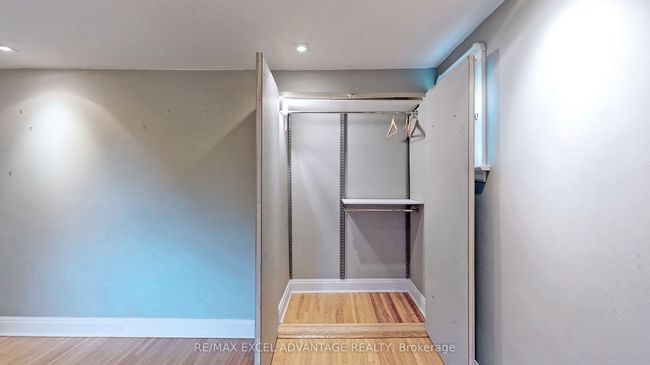 2 Sandringham Dr, House other with 4 bedrooms, 3 bathrooms and 6 parking in North York ON | Image 29