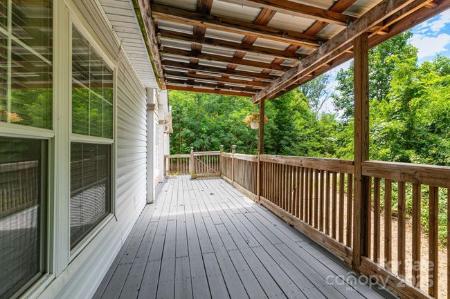 16 Rusty Clay Rdg, House other with 3 bedrooms, 2 bathrooms and null parking in Fairview NC | Image 6