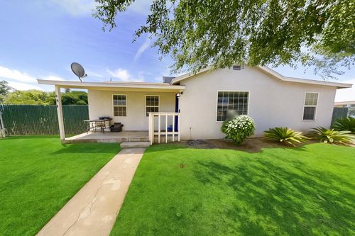 491 W Fir Ave, Pinedale, CA, 93650-1319 | Card Image