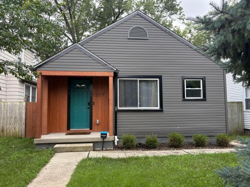 1357 Genessee Ave, Columbus, OH, 43211-1432 | Card Image