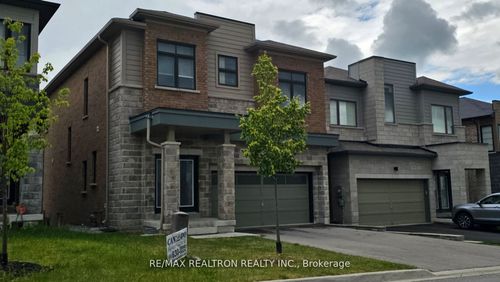 75 Tango Cres, Newmarket, ON, L3X0K4 | Card Image