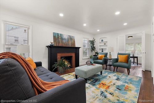 18714 Appoline St, Detroit, MI, 48235-1315 | Card Image