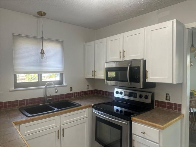 Stainless Appliances | Image 4