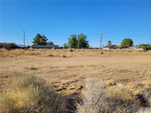 10 Walpole Ave, California City, CA, 93505 | Card Image