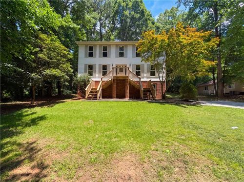 330 Benjamin Cir, Fayetteville, GA, 30214-3343 | Card Image