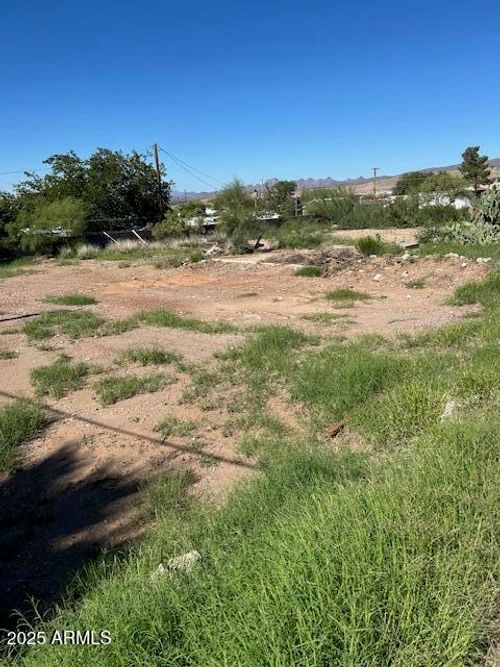 11-112 N South Avenue, Superior, AZ, 85173 | Card Image