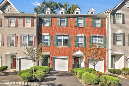 115 Meadow Ln, Nanuet, NY, 10954-5111 | Card Image