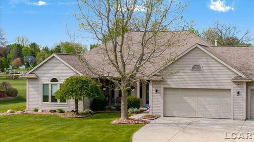 14585 Red Bird Ct, Brooklyn, MI, 49230-8014 | Card Image
