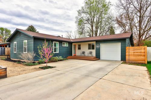 3875 W Pine Ave, Boise, ID, 83703 | Card Image