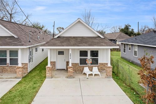9814 Masterson St, Houston, TX, 77029-4224 | Card Image