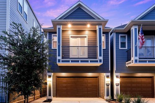 239 W 27th St, Houston, TX, 77008-2103 | Card Image