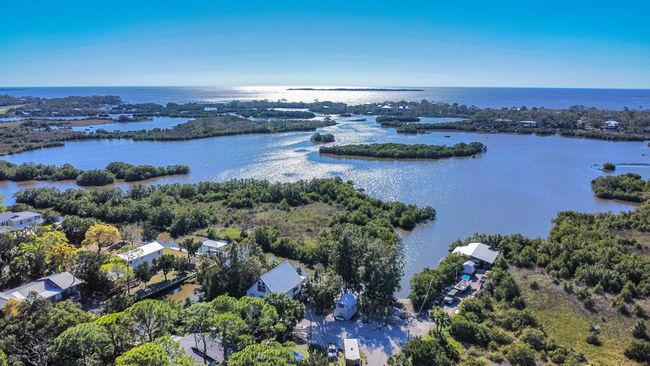 16490 Sw Indiana Ave, House other with 4 bedrooms, 4 bathrooms and null parking in CEDAR KEY FL | Image 66