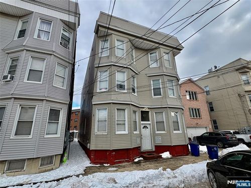 17 Franklin Ave, Harrison, NJ, 07029-1614 | Card Image