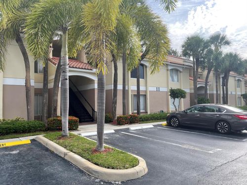 11-203-815 W Boynton Beach Blvd, Boynton Beach, FL, 33426-3665 | Card Image