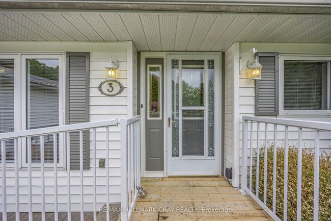 3 Pinetree Crt, House other with 2 bedrooms, 2 bathrooms and 2 parking in New Tecumseth ON | Image 4