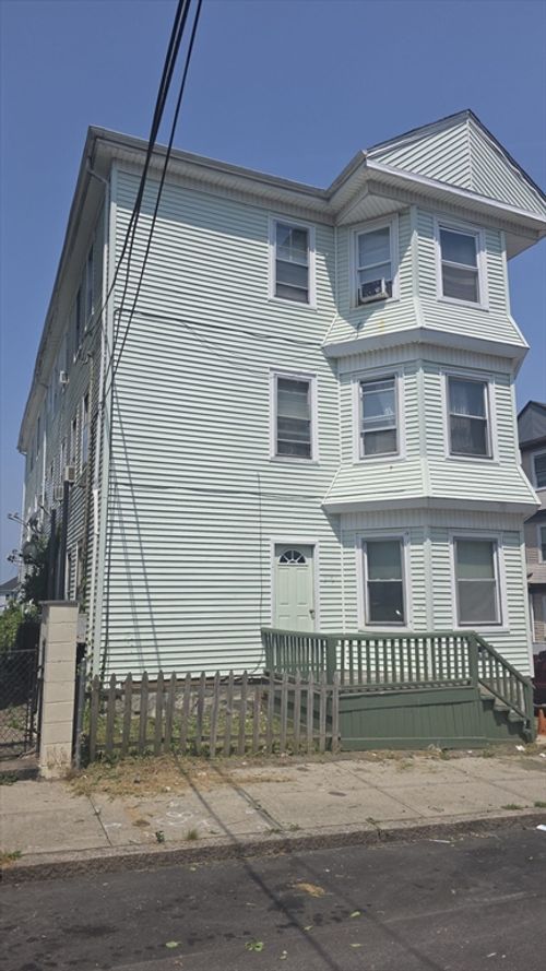 311-315 Mulberry St, Fall River, MA, 02721 | Card Image