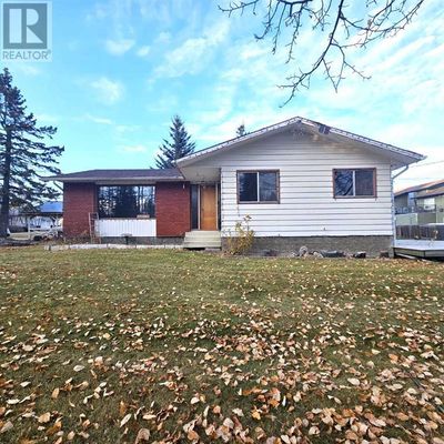 503 64 St, House other with 3 bedrooms, 3 bathrooms and 4 parking in Edson AB | Image 1